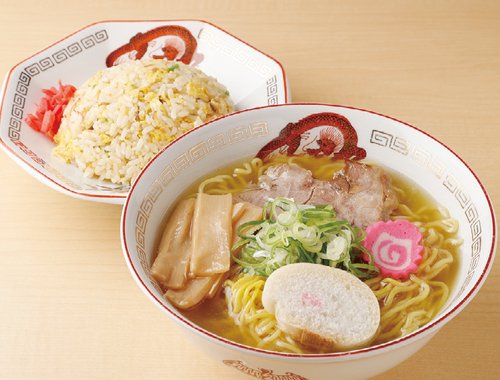 多くのメディアに取り上げられているきちりんの塩ラーメン