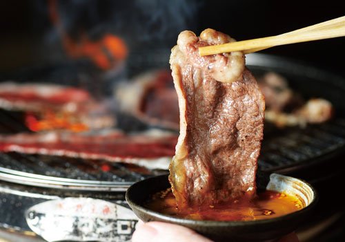 親子3世代で楽しめる！ 安くておいしい炭火焼肉