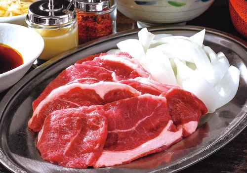 一級品のお肉なのに低価格！癒やしの空間で焼肉を