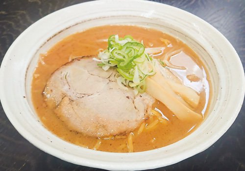 蕎麦からはじめたノウハウでこだわりの一杯を提供！