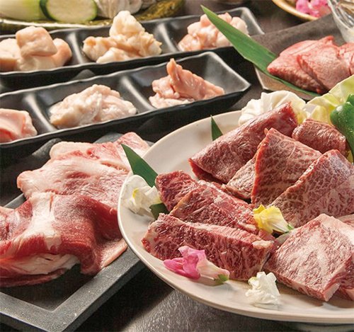 家族で食べたい金獅子最強食べ放題！60歳以上の方は1,000円引！