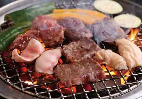 島田屋のお肉と市場水産仲卸直送の魚 BBQ食材を常時60種以上取り揃え！