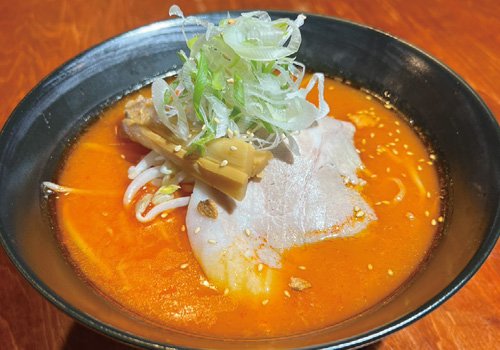 ラーメンのおいしさはそのままでランチタイムは低価格！