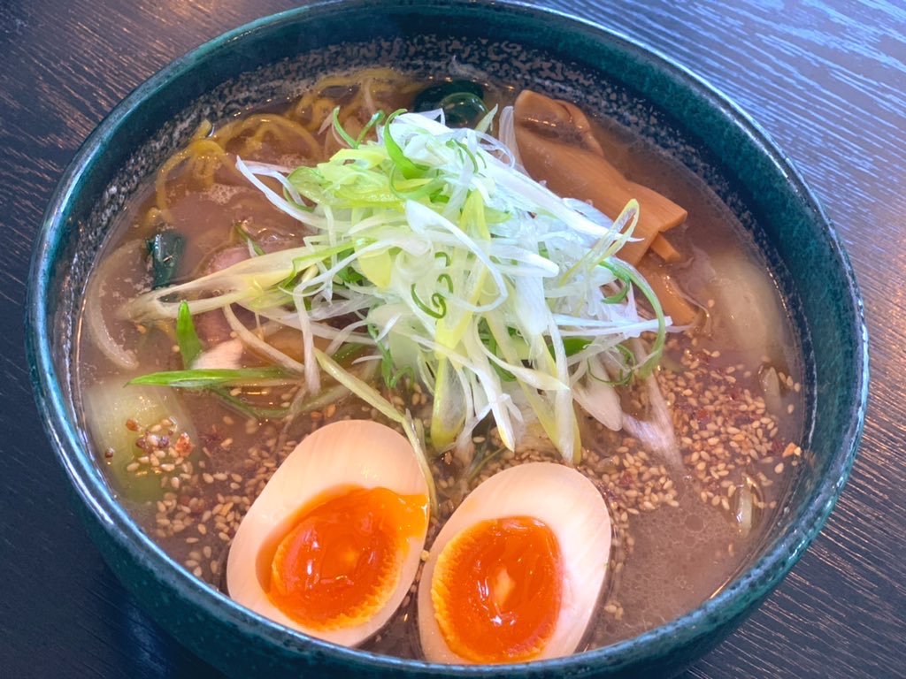 『ラーメン100杯100円引き』は大好評につき終了しました🙏…と言いたいところですがご来店できなかったお客様もいらっしゃると思いま... [らぁめん銀波露 札幌手稲店【Twitter】]