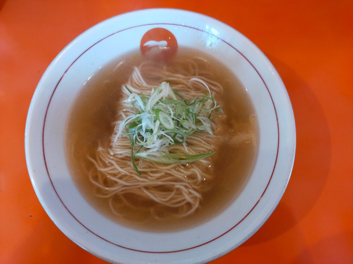 朝はこちらでラーメン #うさぎ #北区 [やさしい、とんこつ 麺 かまくら【Twitter】]