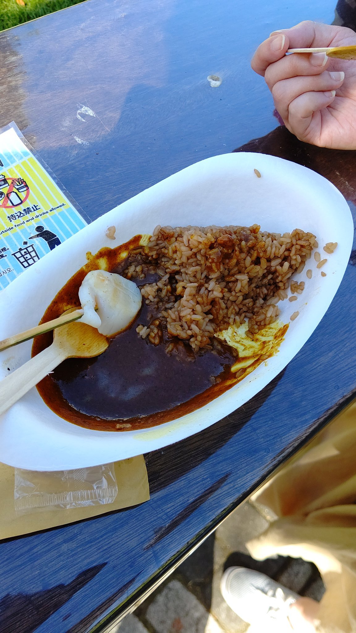 午後はオータムフェストに来た。 ホタテカレー、 大きな、ホタテ三個にカレー！ 旨いし、コスパいい！ pic.twitter.com/NMjh... [おもちゃの平野【Twitter】]