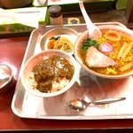 ピロ助も給食二年生派  #新札幌  #新さっぽろ  #万字  #ラーメン twitter.com/holstein_pikaf… [カラオケピロス【Twitter】]