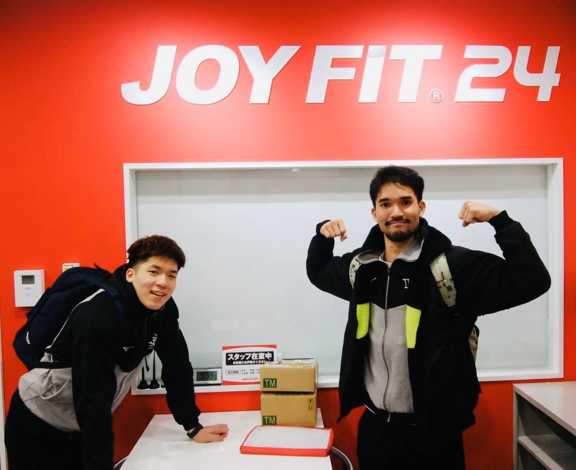 #レバンガ北海道 のウエイトトレーニングでは、オフィシャルサプライヤーの  #JOYFIT を利用させていただき選手たちが汗を流しています ... [レバンガ北海道【Twitter】]