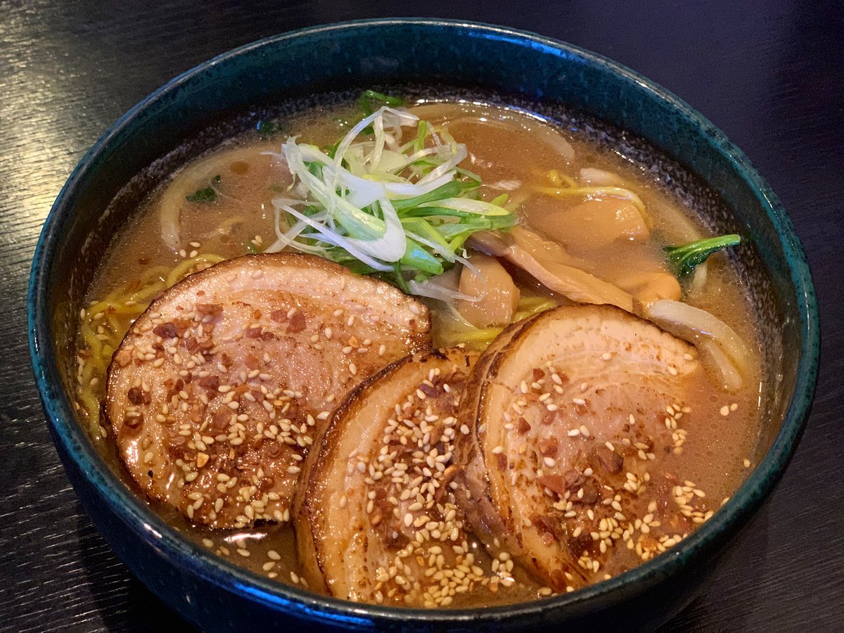 本日も銀波露手稲店は元気に営業します💪テイクアウトも受け付けます🍜昨日の電話は過去最高でした🤩✨お客様がお店に来てくれること... [らぁめん銀波露 札幌手稲店【Twitter】]