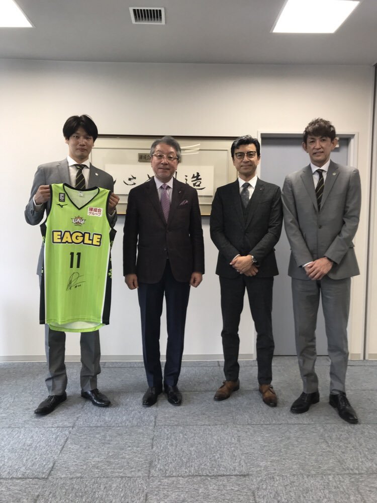 #折茂武彦 社長、#桜井良太 選手がオフィシャルスポンサー #練成会グループ 様に今シーズン終了のご挨拶をさせて頂きました。お忙し... [レバンガ北海道【Twitter】]