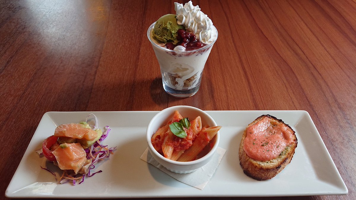 お早うございます🌞☁️本日のリッチランチはこちら！今週最後のランチ、お待ちしております☺️！！ [ベビーフェイスプラネッツ 札幌宮の森店【Twitter】]