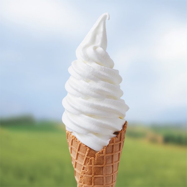 【KINOTOYA FARM限定】ユートピアのおいしい放牧牛乳ソフト🍦きのとや直営牧場ユートピアの放牧牛乳を使用したソフトクリームです🐄... [洋菓子きのとや【Twitter】]