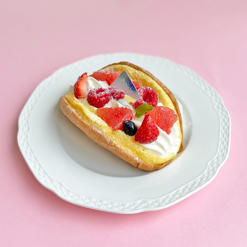 【店舗おすすめ】ベリーフルーツオムケーキ本日より大丸札幌店で開催されている『今こそ食べよう！北海道フェア』にて、ベリーフルー... [洋菓子きのとや【Twitter】]