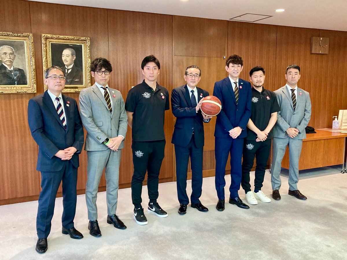 本日 #レバンガ北海道 は #Bリーグ 2020-21シーズンの開幕を来月に控え、#札幌市 を表敬訪問いたしました。#折茂武彦 代表取締役社... [レバンガ北海道【Twitter】]