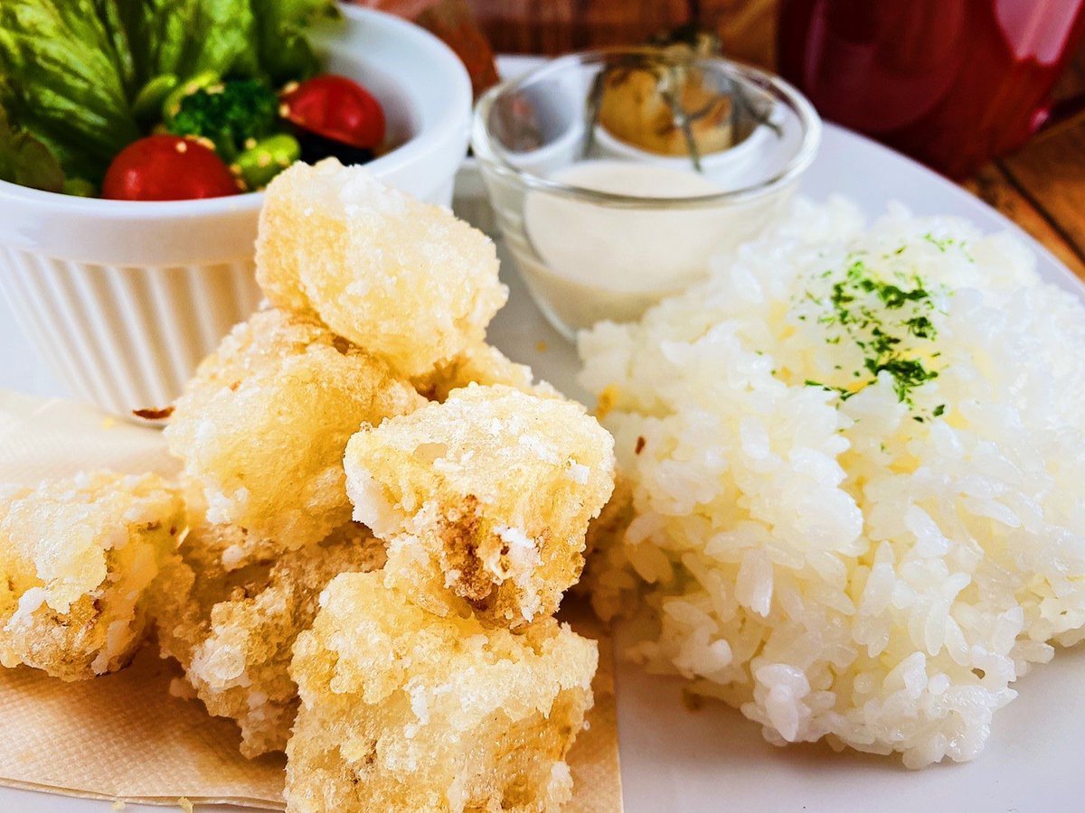 本日のピロトクカレンダー🗓『LUNCH  or GOHAN de ピロスをご利用すると2杯目ドリンクが100円引き』オシャレで満足できるご... [カラオケピロス【Twitter】]