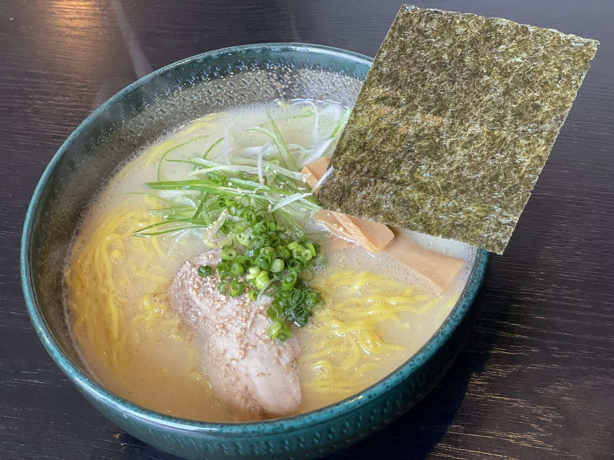 おはようございます☀本日は6:00〜9:00で朝ラー営業です！通常では召し上がれないラーメンをご用意しております😊朝にぴったりな優... [らぁめん銀波露 札幌手稲店【Twitter】]