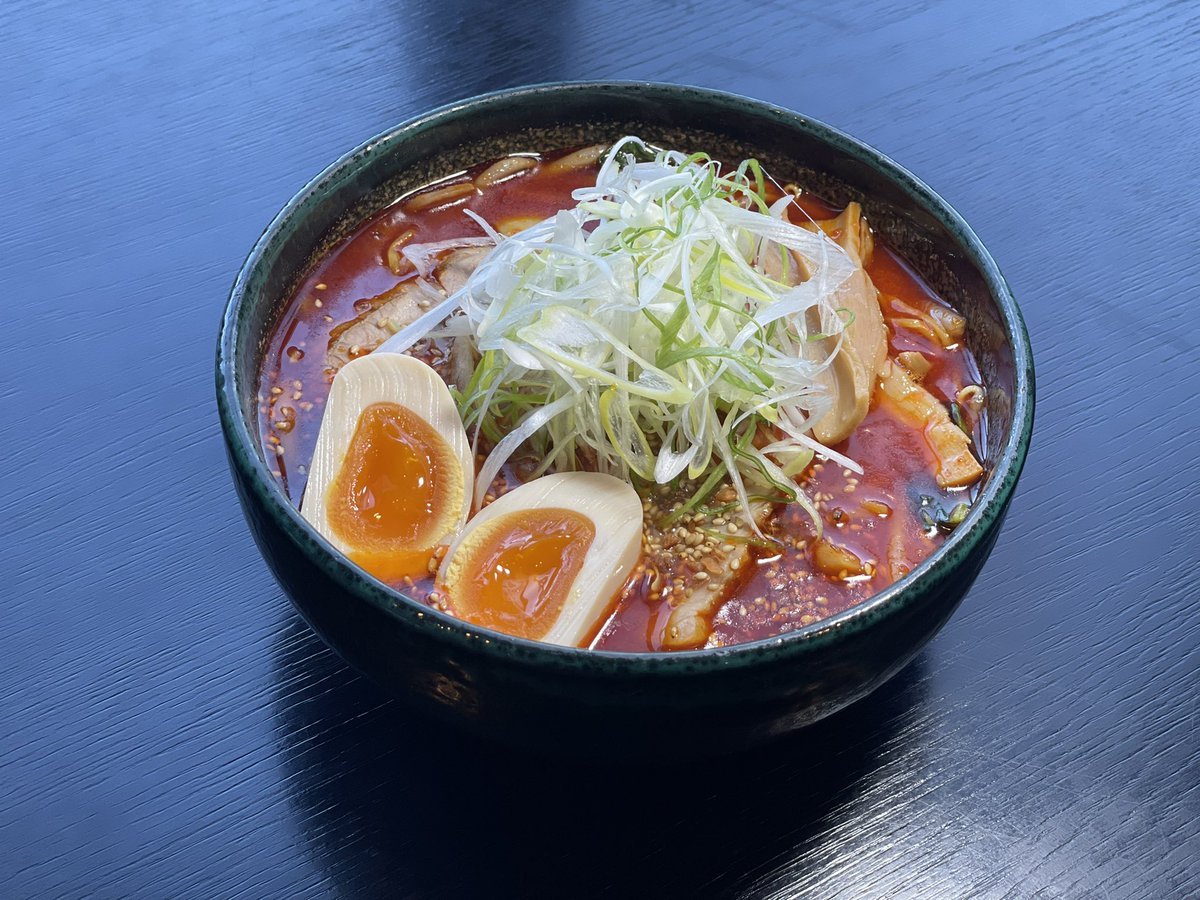 本日もラーメン教室からの通常営業と銀波露手稲店が大盛況です😎🙏✨暑いですが『辛らぁめん』たくさん出ております🔥ぜひ本日も銀波露... [らぁめん銀波露 札幌手稲店【Twitter】]