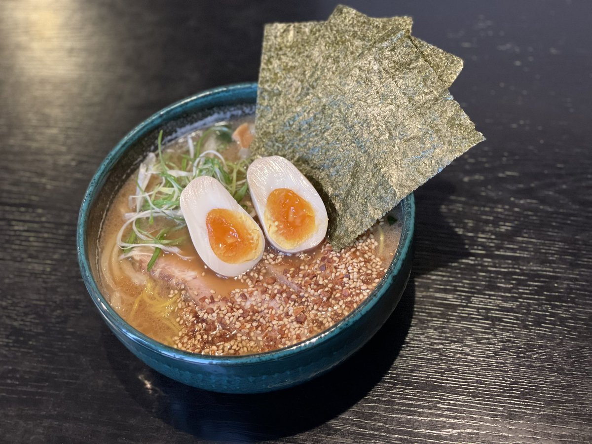 銀波露手稲店でしか味わえないラーメン🍜銀波露手稲店が手作りしている味玉🥚小さいお子様から大人まで大好きなのりたまトッピング☺️... [らぁめん銀波露 札幌手稲店【Twitter】]