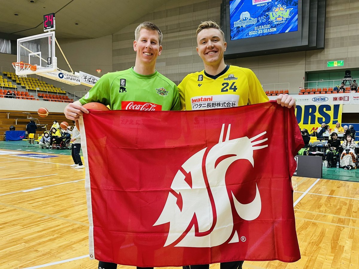 Dear @WSUCougarMBB,Your alumnus Brock Motum (@brockm12) and Josh Hawki... [レバンガ北海道【Twitter】]