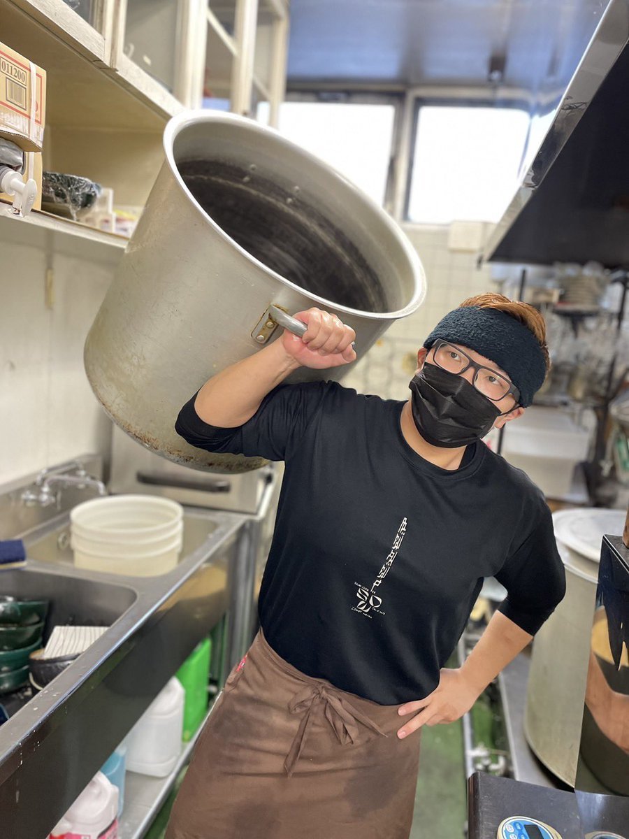 今日もラーメン作ります😎🔥手稲区でラーメン屋お探しのお客様はぜひ😏🍜銀波露手稲店をよろしくお願いします🙏 [らぁめん銀波露 札幌手稲店【Twitter】]