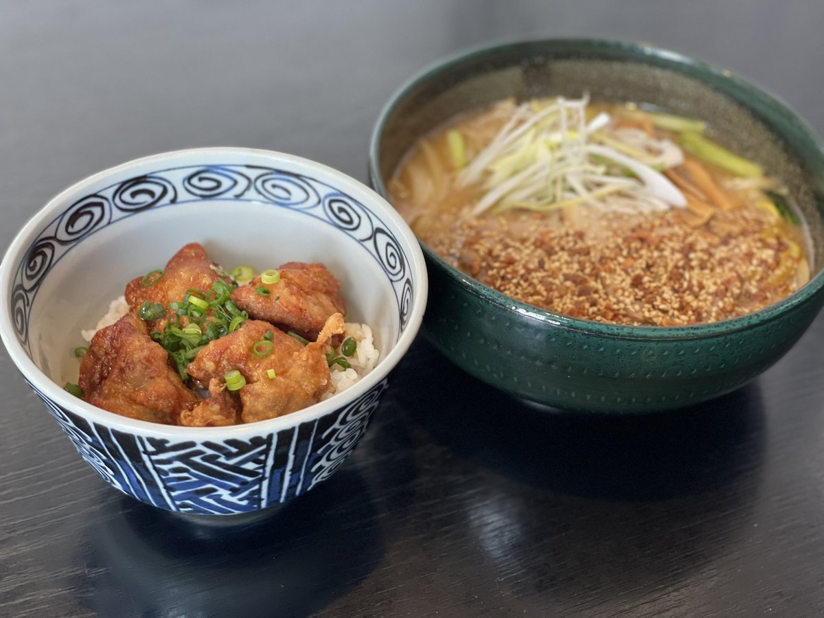 昔、ばあちゃんが作ってくれたラーメンをふと思い出す時があるんです☺️目分量で自分でスープ作って食べさせてくれた小さい頃の記憶🌸... [らぁめん銀波露 札幌手稲店【Twitter】]