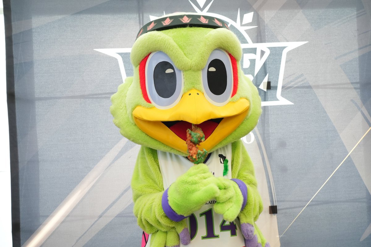 📣B.LEAGUE MASCOT OF THE YEAR 2022-23投票期間はあす4/4(火)23:59まで！Twitter投票、B.... [レバンガ北海道【Twitter】]