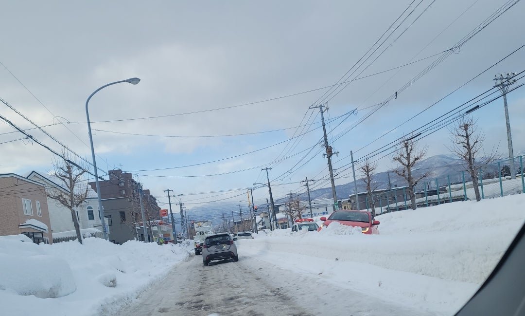 滑る道路 [idaカーコーティング担当まさるのブログ]